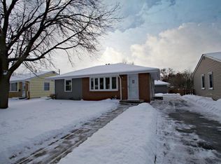 8607 25th St W, Saint Louis Park, MN 55426