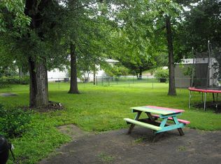 1410 Pineville Rd, Neosho, MO 64850