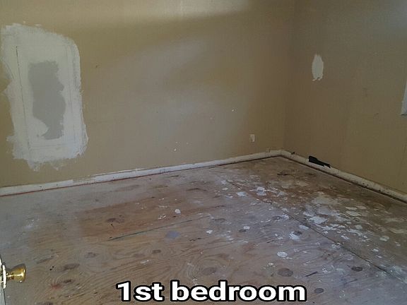 3rd image of 1508 W 23rd St