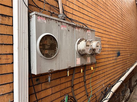 4th image of 509 Transverse Ave