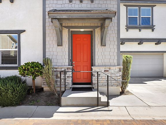 3rd image of 3235 E Yellowstone Dr #A