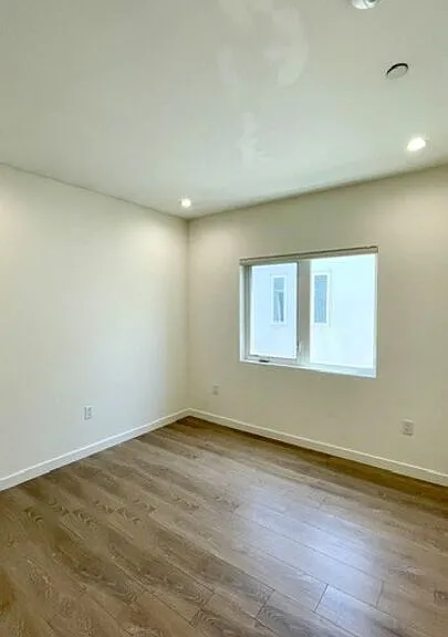 5222 Satsuma Ave — Photo 21
