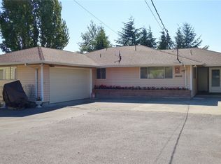11233 21st Ave SW, Burien, WA 98146