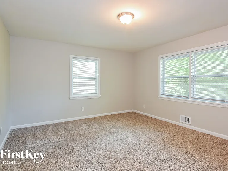 629 Bounty Dr — Photo 9