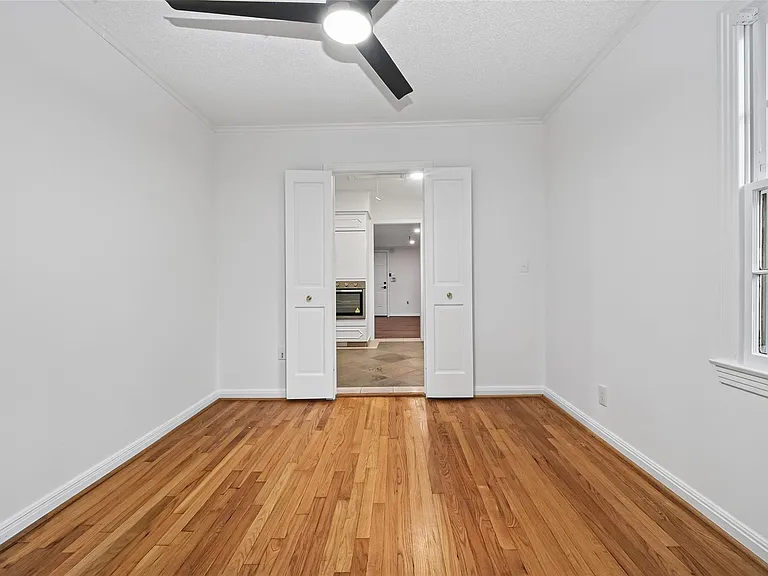 3731 Drake St — Photo 21