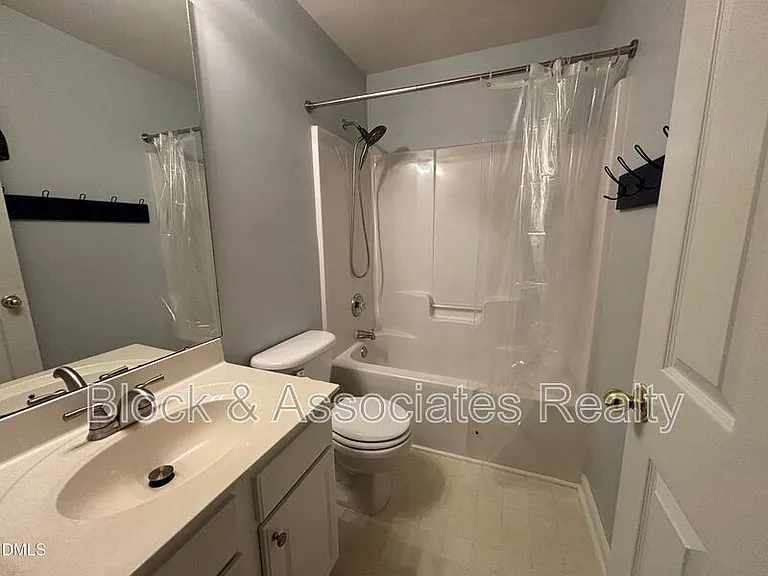 7252 Corvette Ct — Photo 61