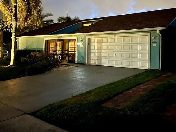 4th image of 9268 Longmeadow Circle