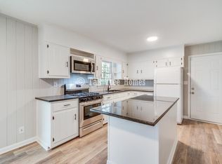20 Chestnut Dr, Newnan, GA