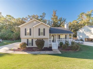 583 Embassy Walk, Winder, GA 30680