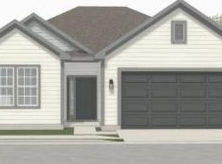 27016 E Olive Dr, Lake Lotawana, MO 64086
