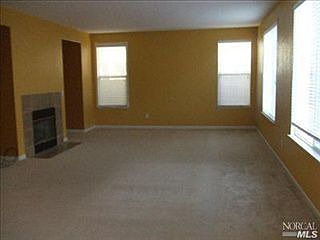 5th image of 639 Verona Ct