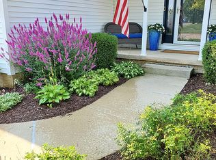 2420 W Miners Dr, Dunlap, IL 61525