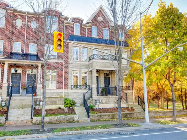 119B The Queensway #85, Toronto, ON M6S 5B7