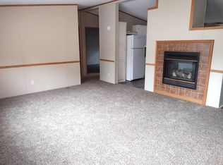 23734 Deerfield #176, New Boston, MI 48164