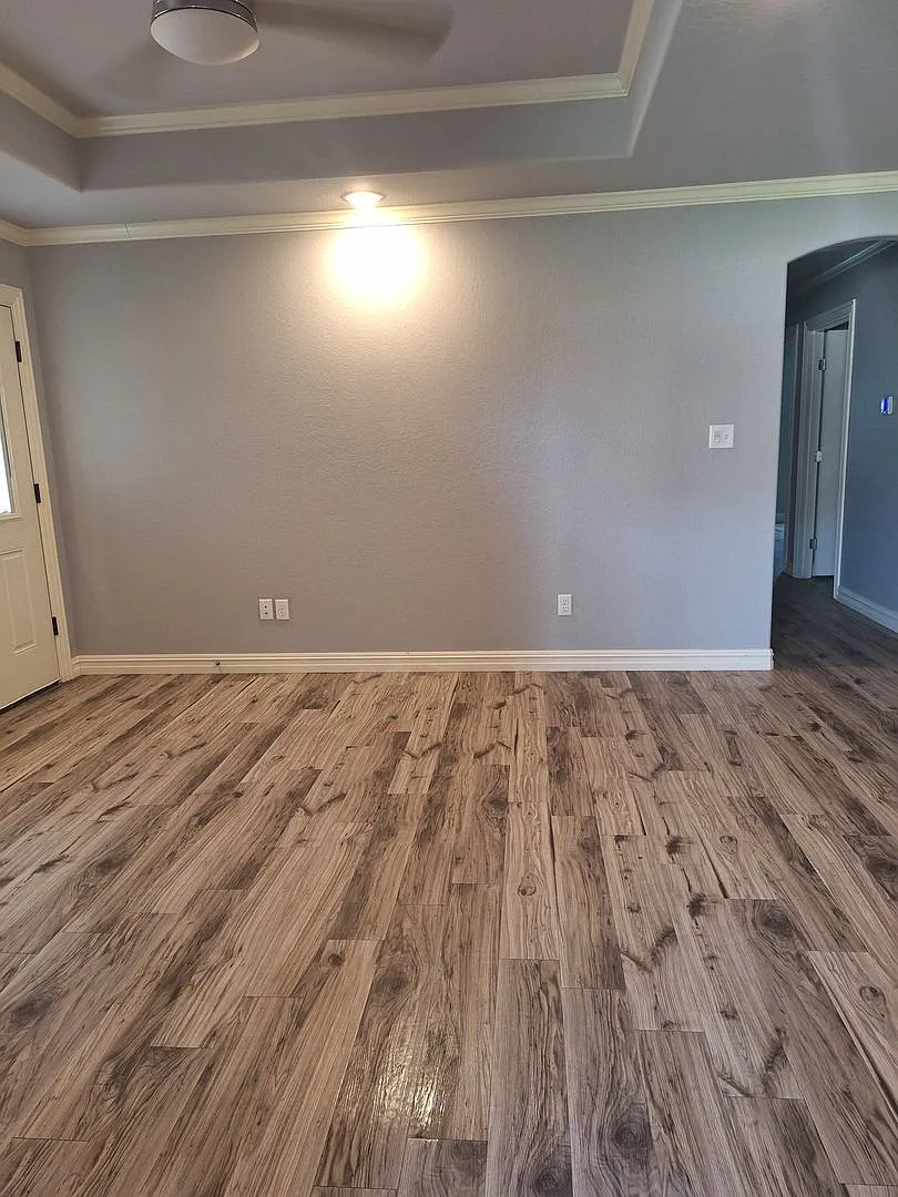 3 bed, 2.0 bath, 1500 sqft, $1,365 — Photo 3