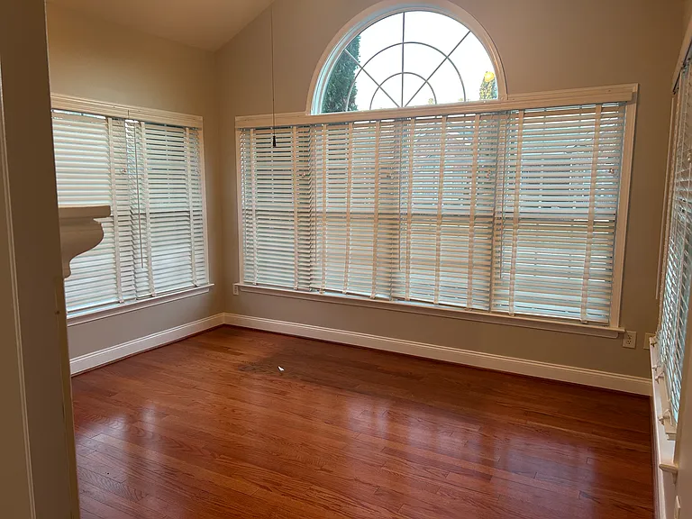 10317 Trellis Crossing Ln — Photo 5