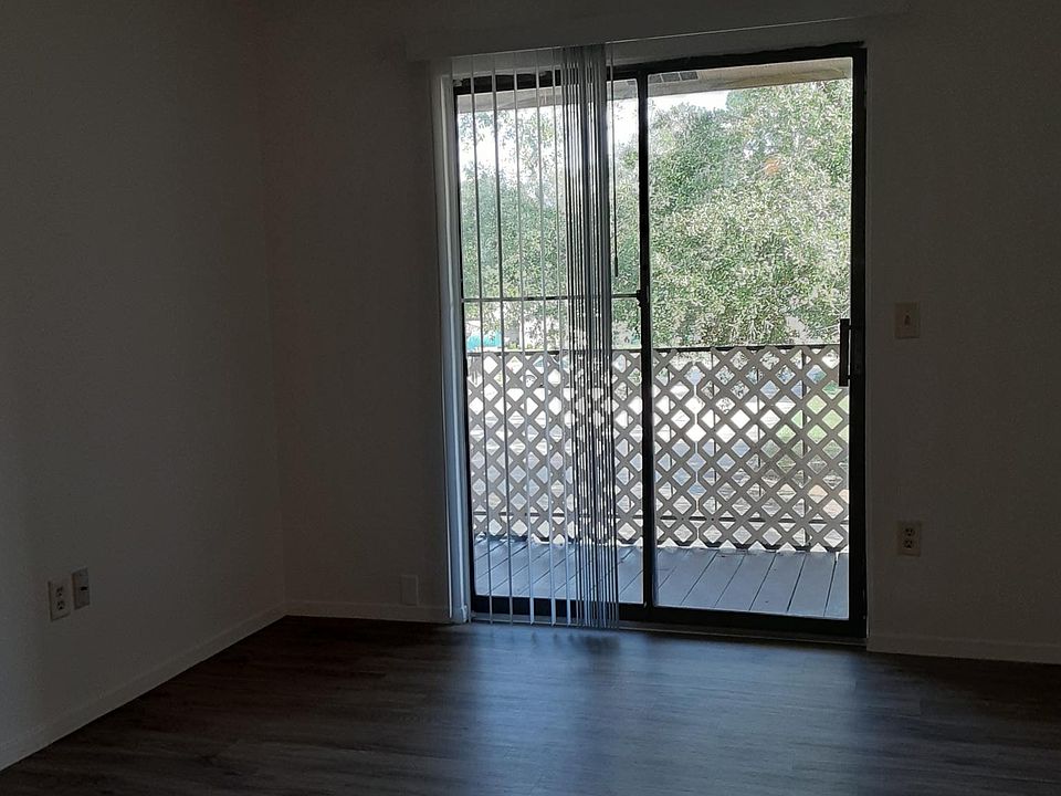 2nd image of 808 Charles Barker Ave #307