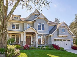 918 Frederick St SW, Vienna, VA 22180