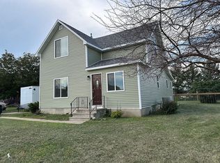 106 Colony Dr, Cherokee, IA 51012