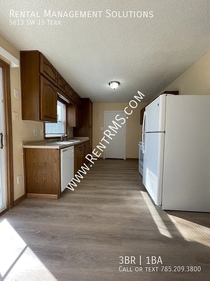 *Coming Soon* 5613 Sw 15th Terr- 3 Bed/1 Bath — Photo 2