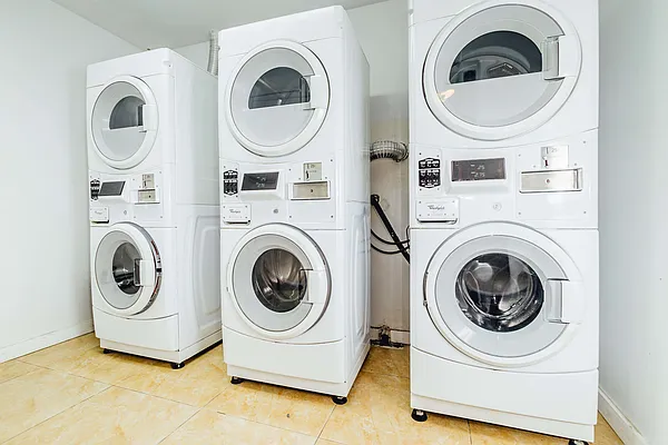 Rented by Nooklyn NYC LLC | media 15