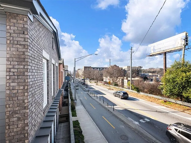378 Bill Kennedy Way SE — Photo 30
