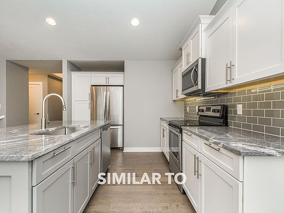 5th image of 1605 Bennetts Way NW