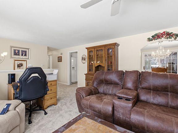 5th image of 154 Westwood Drive