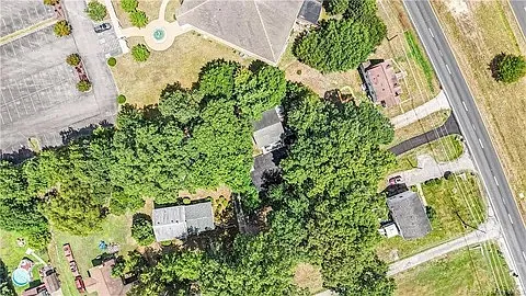 6195 Richmond Rd — Photo 33