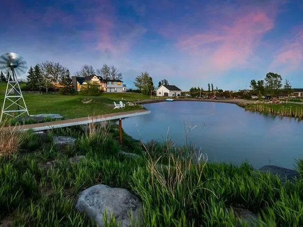 156 SW 2255th Dr W #200, Rural Foothills County, AB T0L 0X0