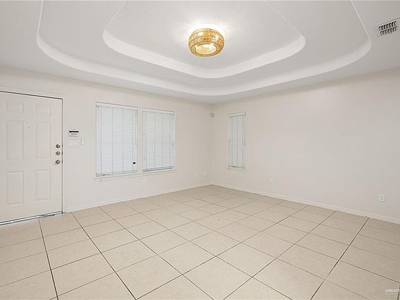 5th image of 2404 Shasta Ave #4