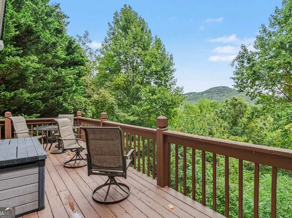 584 Chalet Dr, Sautee Nacoochee, GA 30571