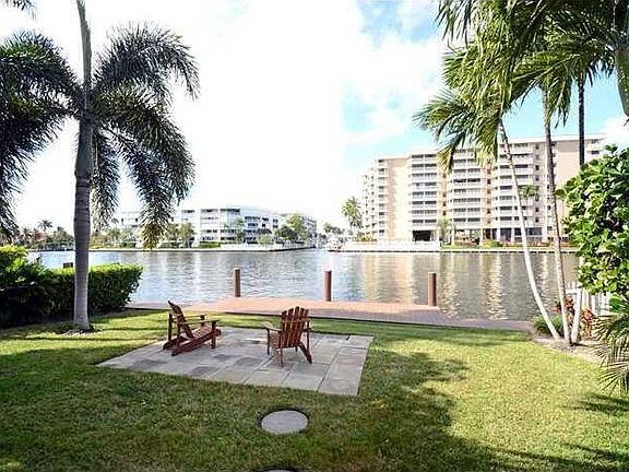 2nd image of 4239 W Tradewinds Avenue #4239
