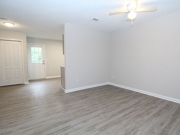 4th image of 9018 Bowman Ave