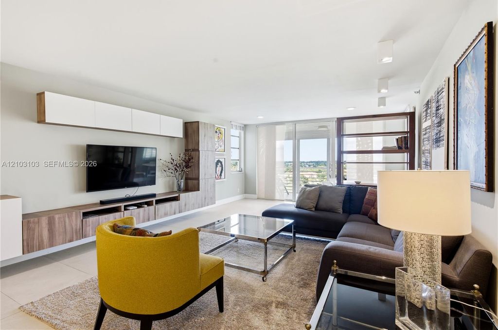 3507 Oaks Way APT 802, photo 5