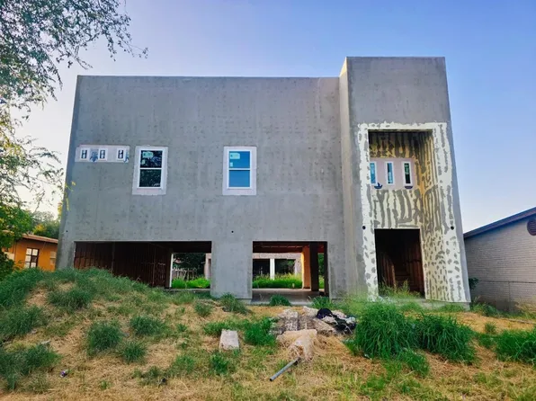 2414 E Frost St, Laredo, TX 78043