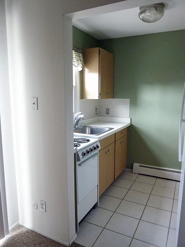 1 bed, 800 sqft, $1,600 — Photo 3