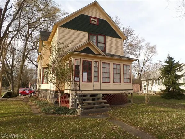 2003 N Burdick St, Kalamazoo, MI 49007