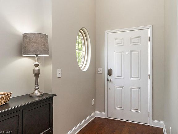 2nd image of 4127 Ralston Dr