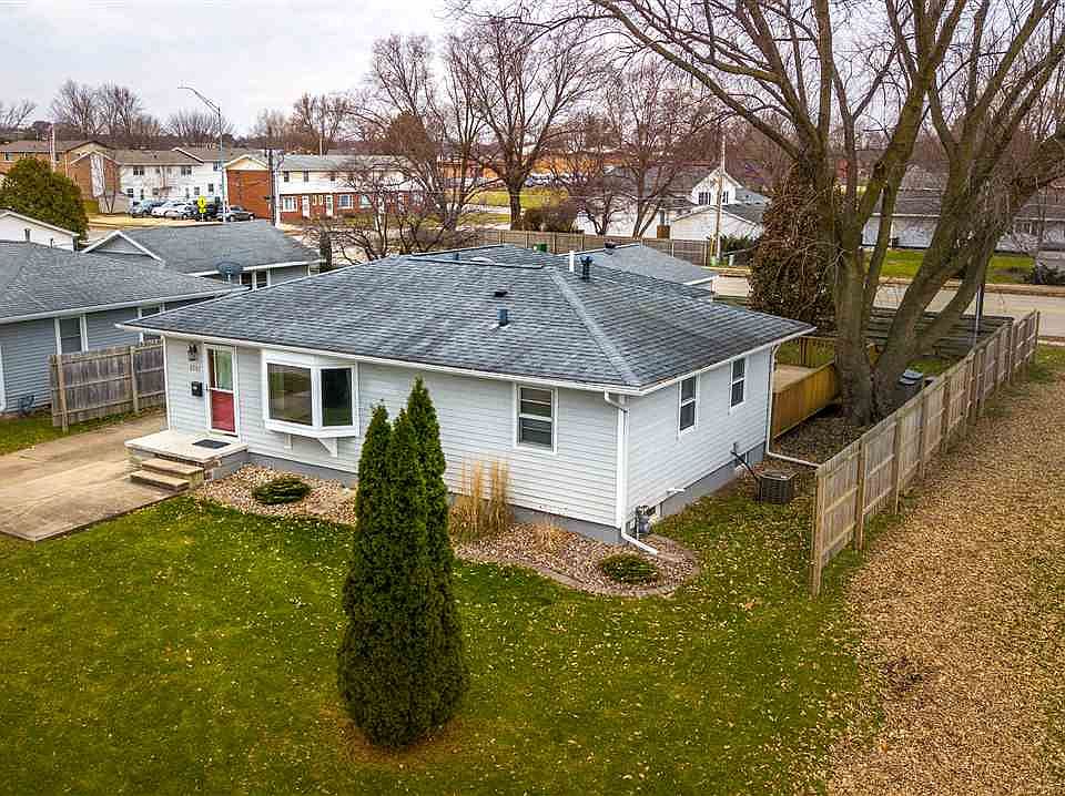 1st image of 2207 Sunnyside Cir
