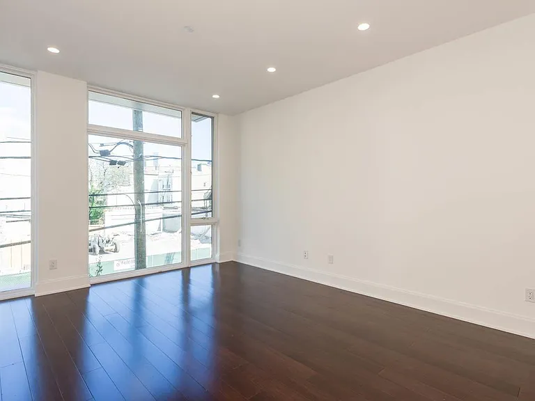 129 Brunswick St #4A — Photo 7