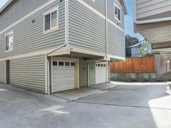 1002 N 105th Street #B, Seattle, WA 98133