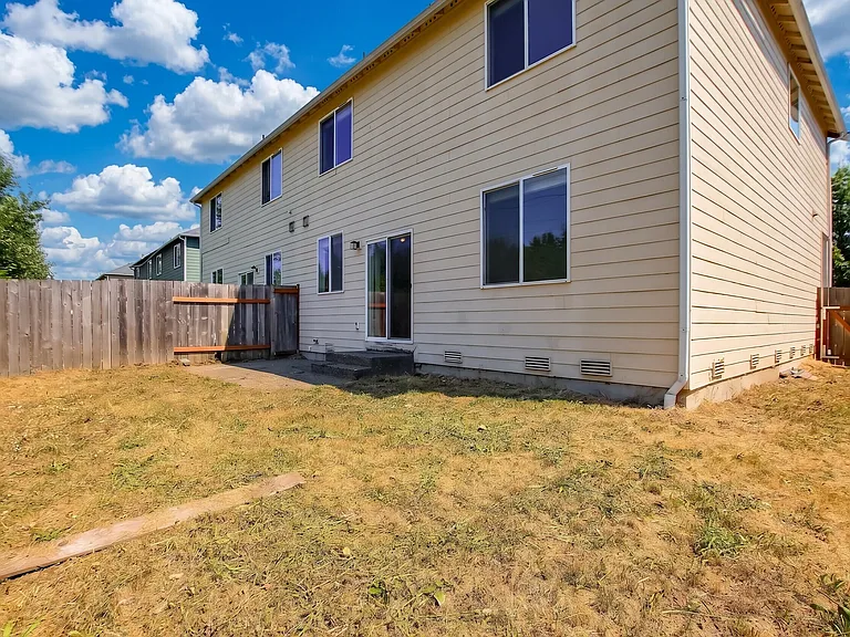 586 Beaver Blvd #A — Photo 28