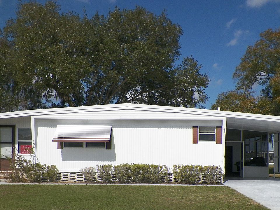 1st image of 136 Brook Ln