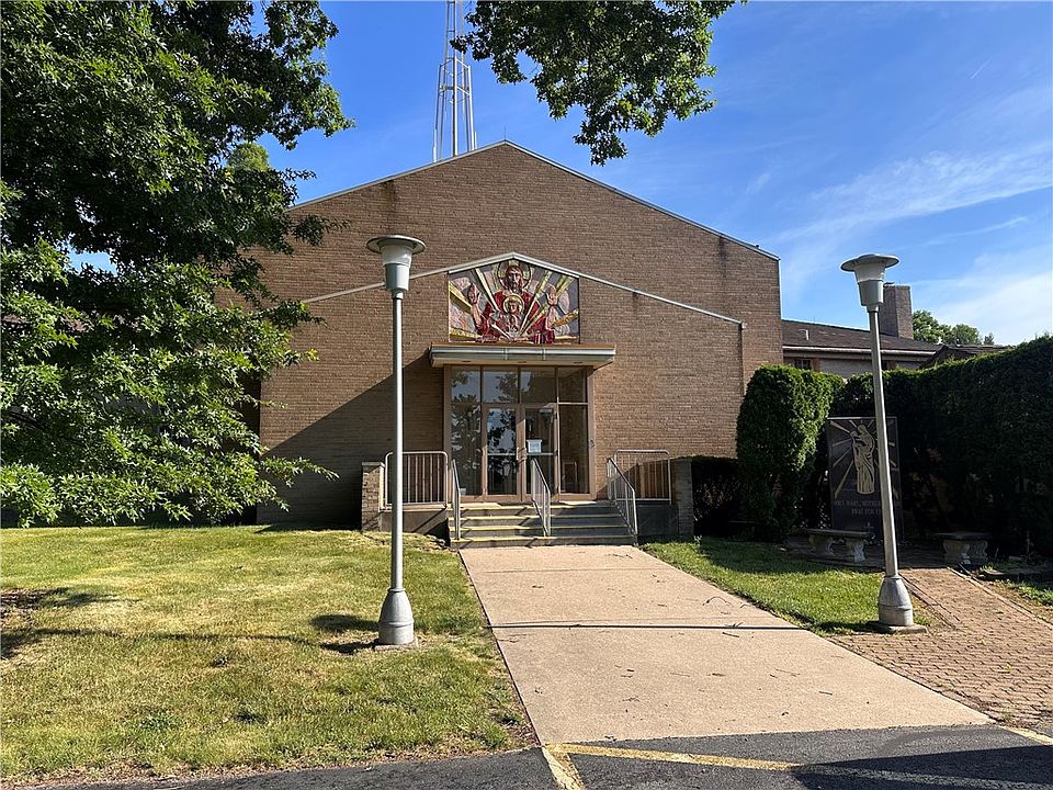 1st image of 33 Lewin Ln