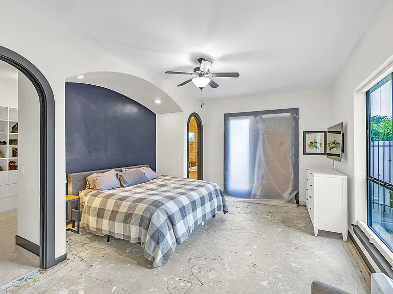 411 Cielo Cir — Photo 46