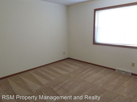 4th image of 3431 Stanford Ln