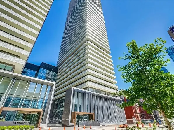 50 Charles St E #1604, Toronto, ON M4Y 0C3