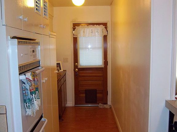 3rd image of 14424 Gardenhill Dr