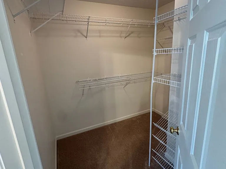 1432 Verdant Spring Ln — Photo 12